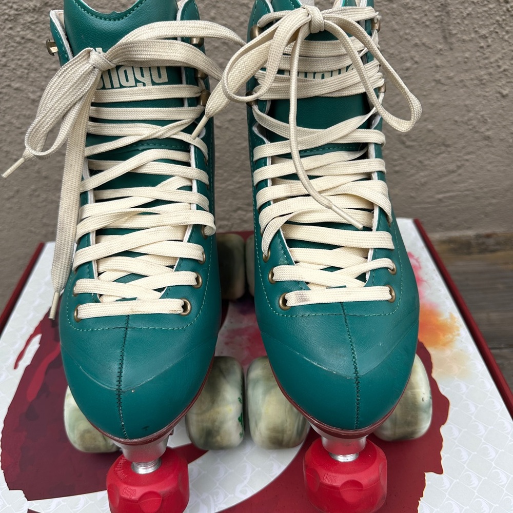 Chaya Melrose Premium Juniper Green Roller Skates Size 40 - Picture 9 of 11